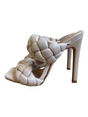 Steve Madden Kenley sandals Womens Braided High-Heel Cream Faux Leather Size 5M